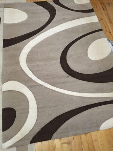 Qalin xalca temizdir. Ela veziyyetde 2×1.50. Qiymet 20 azn. Unvan