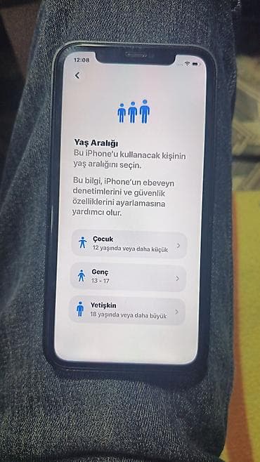 iphone 12 128 ikinci el: IPhone 11, 128 GB, Qara, Face ID — 3