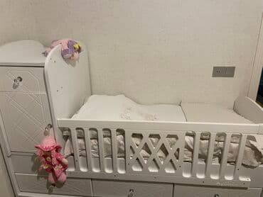 zərlər: Oğlan və qız üçün, Dördbucaq, Beşik, Dəst ilə, Yellənmə mexanizm ilə — 5