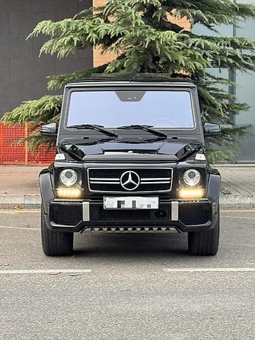mersedes 208d: Mercedes-Benz G-Class — 1