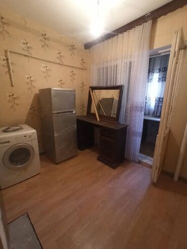 sibrizdə evlərin qiyməti: Bakı, 2 otaqlı, Köhnə tikili, 50 kv. m — 4