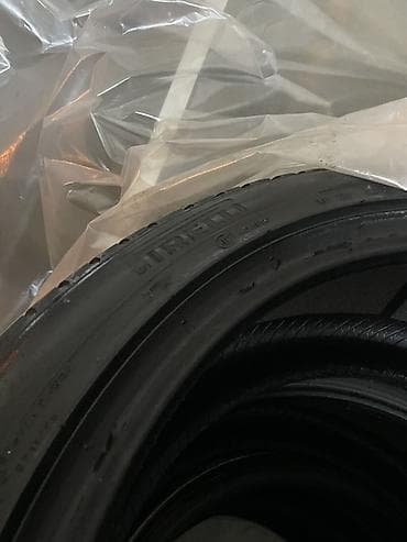Şin Pirelli 285 / 40 / R 23 — 4