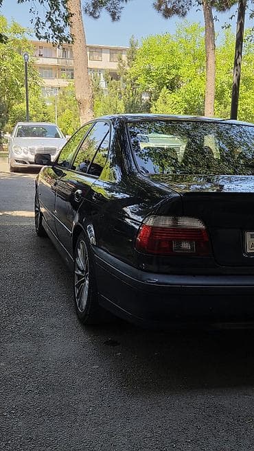 bmw vanus: BMW 5 series: 2.5 l | 1999 il Sedan — 6