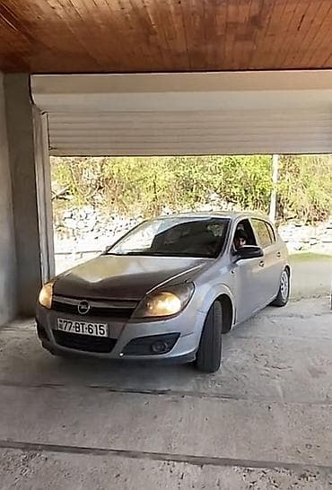 Opel Astra H (5 qapılı hetçbek), gümüşü rəng. Texniki xüsusiyyətlər