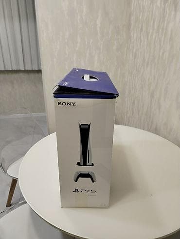 PS5 (Sony PlayStation 5): Cox az istefde olunub alına gündən demək olarki kutada qalib 2 pultu — 2
