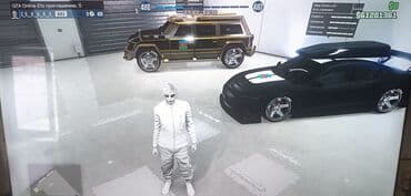 Мототранспорт: Qarajda müxtəlif növ nəqliyyat vasitələri var. Yüksək keçmə — 7