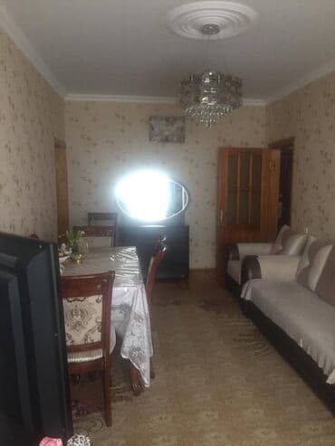 ağ şeher evler: Bakı, 9-cu mikrorayon, 3 otaqlı, Köhnə tikili, 60 kv. m — 2