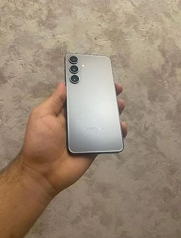 Аудиотехника: Samsung Galaxy S24, 256 ГБ, цвет - Серебристый, Сенсорный, Отпечаток пальца, Беспроводная зарядка — 4