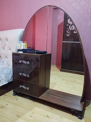 Yataq mebeli / 400AZN Bazalı böyük taxt, matras təmiz, ləkəsiz — 3
