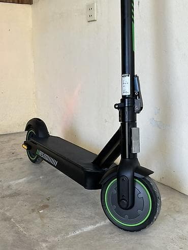 Acer scooter original məhsuldu rəsmi mağazadan alınıb 5 ay sürülüb — 2