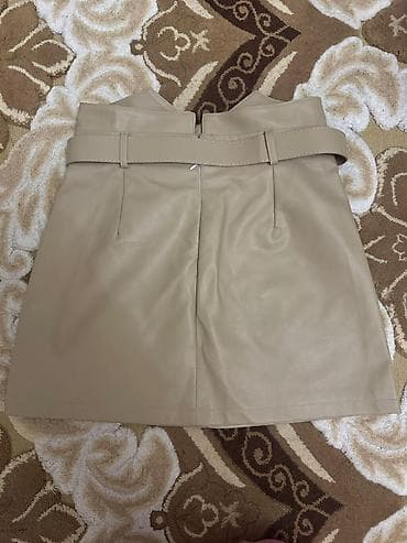 Toy paltarları və aksesuarları: Bej rəngdə mini ətək – eko‑dəri - Yüksək belli model - Eyni — 2