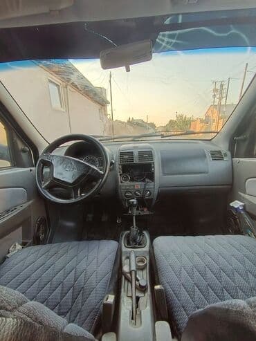 4 göz maşın: Avtomobil: Chana Benni/Minsk (Çin istehsalı, minivan/kompakt MPV — 3