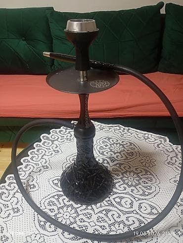 Nərgilə seti - Material: şüşə baza və metal gövdə, qara rəngli dizayn