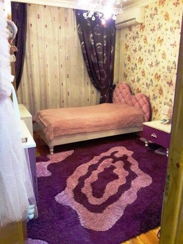 9 ci mikrorayon satilan evler: Bakı, 3 otaqlı, Köhnə tikili, 80 kv. m — 2