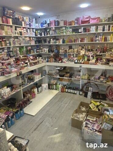 Malım qarışıq çox ideal yerdə yerləşən hazır biznes təklif edirəm.