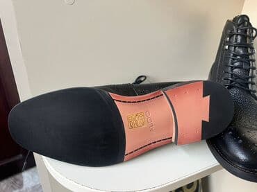 bot kişi: ALDO kişi ayaqqabıları – 2 model 1) Qara broqer çəkmələr - Material — 2