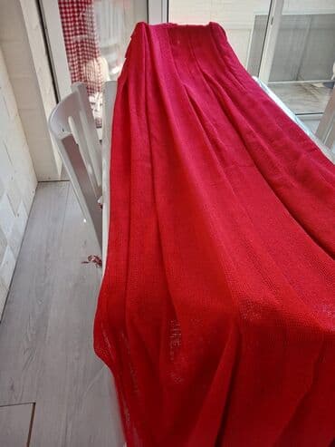 Otaq bitkiləri: Yeni, Pərdə, rəng - Qırmızı, Ünvandan götürmə — 1