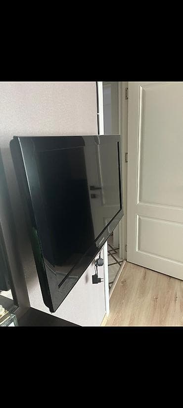 Мобильные телефоны и аксессуары: Телевизор Samsung LCD 32" FHD (1920x1080) — 1