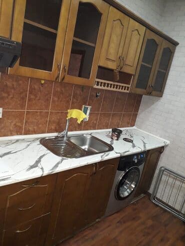 bayil kiraye evler 2023: Bu mənzil 2 otaqlı olub, yaşayış üçün uyğundur. Daxili sahələr yaşayış — 10