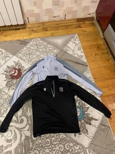 qiz ucun qol saatlari: Əvvəla ikisin qiyməti 45 azndır Biri 25 biri 20yə yəni boz təp — 1