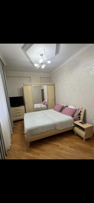 белая мебель в спальне: Двуспальная кровать, Новый — 5