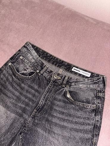 Bershka cins şalvar Razmer: M-L Çox az geyinilib, yeni kimidir. Həm