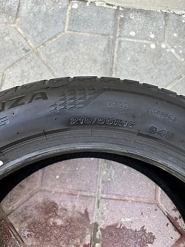 Şin Bridgestone 215 / 55 / R 17 — 3