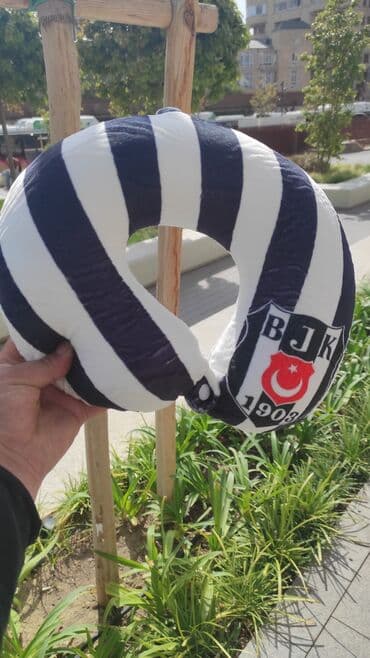 Beşiktaş (BJK) logolu boyun yastığı - U formalı dizayn – səyahət