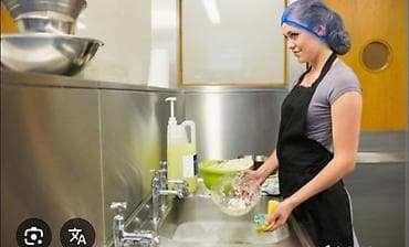 sadliq evinde qabyuyan isi: Yuma — 1