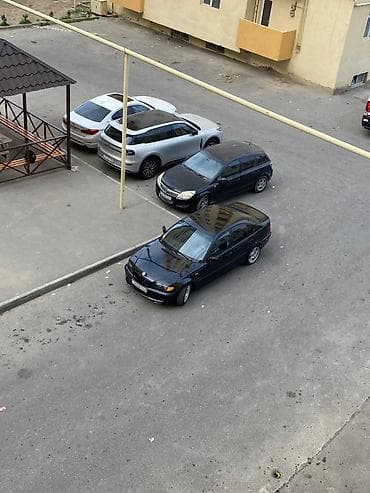 bmw e46 kuza: BMW 3 series: 2 l | 2002 il Sedan — 5