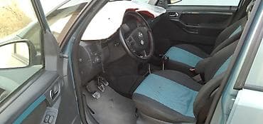 s guzgu niva: Opel Meriva: 1.3 l | 2006 il 414000 km Van/Minivan — 5