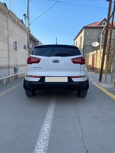 kia satisi: Kia Sportage: 2 l | 2010 il Krossover — 7