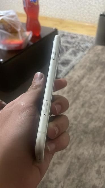 kredit telefon iphone: IPhone 11, 64 GB, Ağ, Simsiz şarj, Face ID — 3