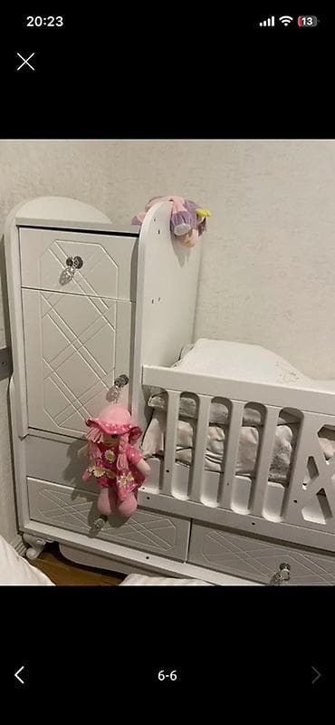 Oğlan və qız üçün, İşlənmiş, Dördbucaq, Beşik, Matras ilə, Yellənmə mexanizmsiz — 1