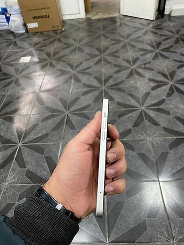 iphine: IPhone 12, Ağ — 4