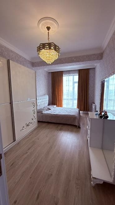 Mənzildə kirayə/qısa müddətli qalma üçün geniş və zövqlə dizayn