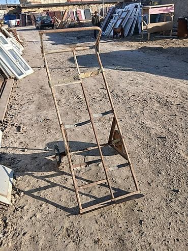 alət: Yük daşımaq üçün araba satılır. qiyməti 60 manat. ünvan Sumqayıtdadı — 3