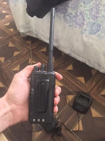 tactical: Kenwood portativ həvəskar/peşəkar rabitə stansiyası (təxmini TK — 3