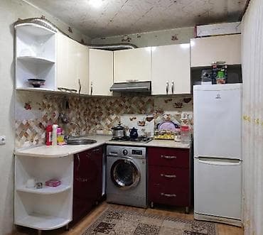 Mətbəx mebeli satılır 200₼ olcu 180/160 tecili təmir ilə əlaqədar