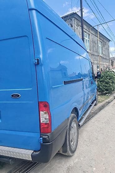 maşın üçün qoltuqaltı: Ford Transit yük furgonu – yüksək damlı, uzun baza Xüsusiyyətlər: - — 3