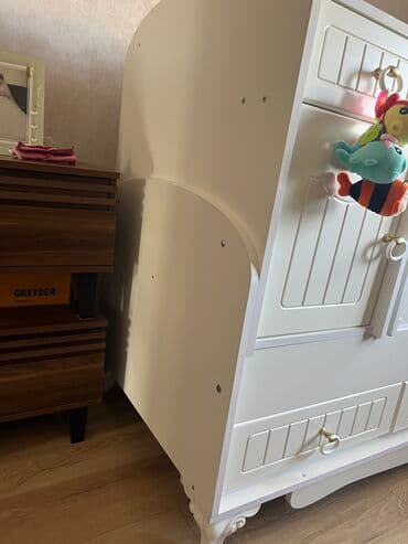 ikinci əl uşaq carpayısı: Oğlan və qız üçün, İşlənmiş, Beşik, Matras ilə, Yellənmə mexanizm ilə — 6