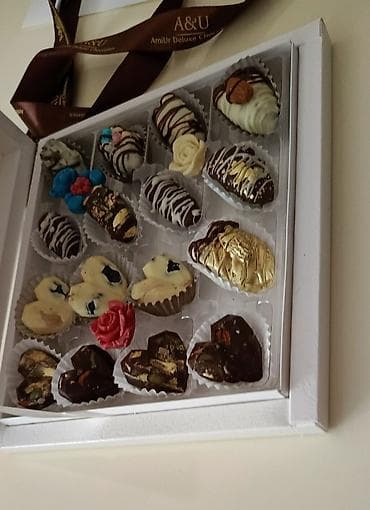 Qida məhsulları: Şokolad çeşidləri AmiUr Deluxe Chocolates markası tərəfindən təqdim — 4