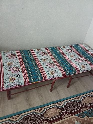 tek kravat gence: Təknəfərlik çarpayı — 2