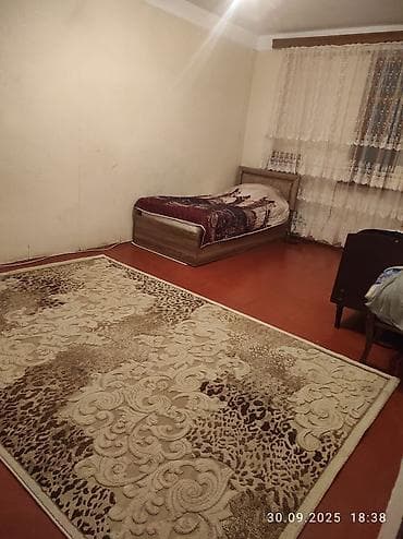 Sumqayıt şəhər H.Z.Tagiyev qesebesi .iki orta məktəb.iki uşaq