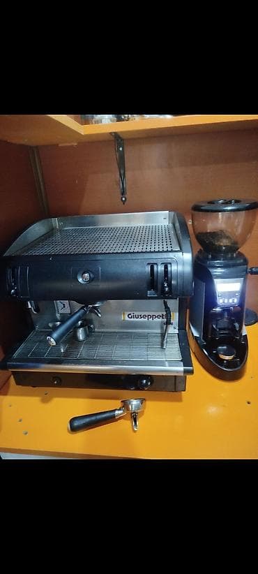 Kofe maşını icarəye verilir üyüden ile birlikdə — 1