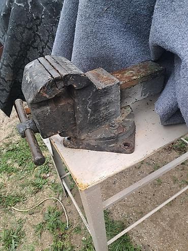 Тиски мощные