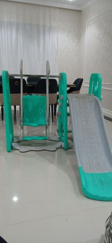 Digər uşaq mebeli: Uşaq oyun komplekti – yelləncək və sürüşkəndən ibarət 2‑in‑1 model. - — 2