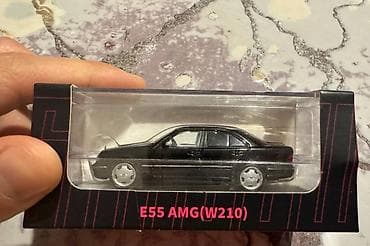 qara donlar: W210 1:64 Model — 3