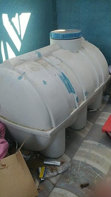 gidrafon su motoru: Plastik su çəni - Material: qalın divarlı plastik (polietilen) - — 2