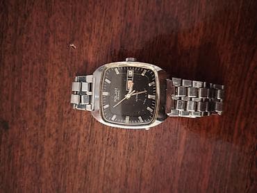 Qol saatı, rəng - Qara